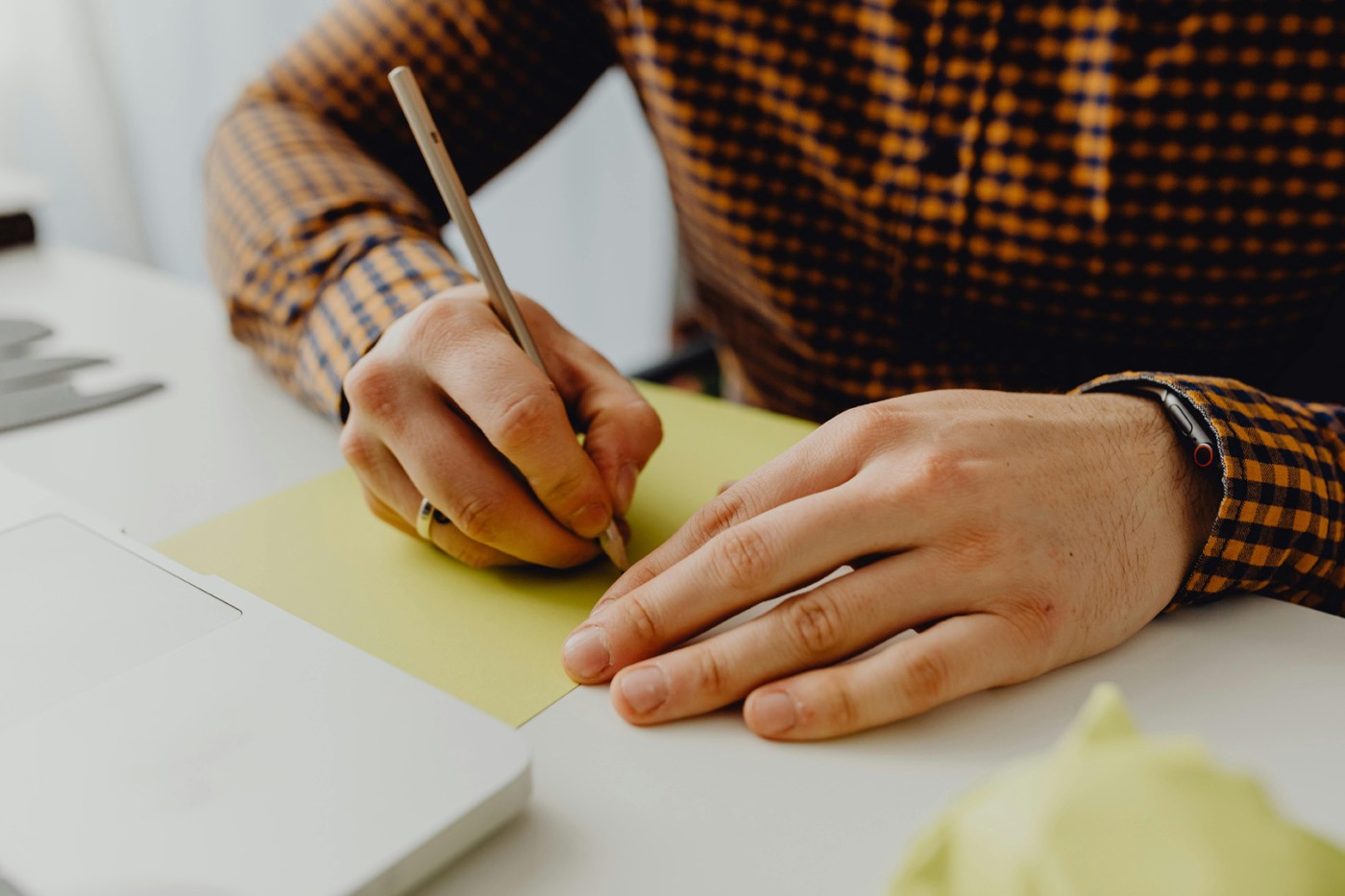 Beëindig arbeidscontract altijd schriftelijk!